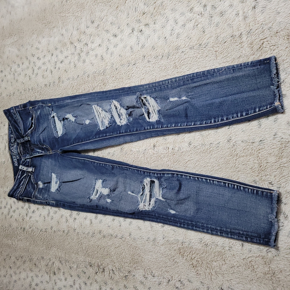 American Eagle Outfitters Distressed Blue Jeans for Juniors